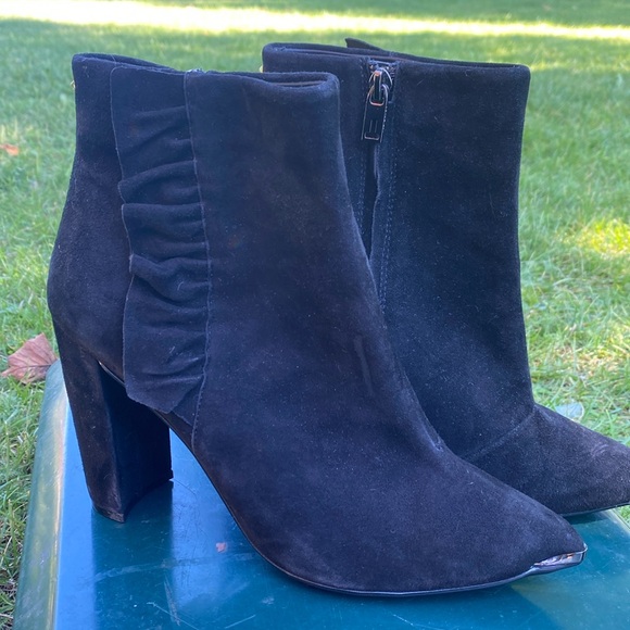 Ted Baker booties ‘Odytai’ BRAND NEW - Picture 2 of 5